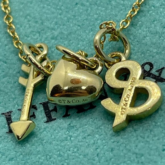 Tiffany & Co 18K Yellow Gold Arrow Heart Ampersand Pendant Necklace 16-18" - Picture 1 of 15